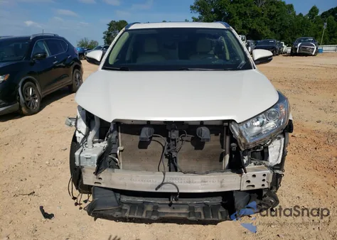 2019 Toyota Highlander Se z USA, uszkodzony, nr VIN 5TDKZRFH5KS324674